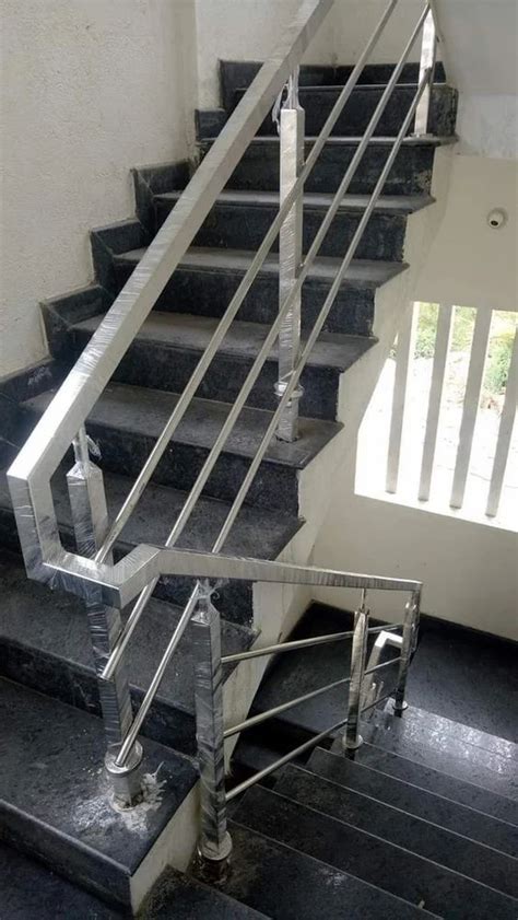 Stainless Steel Staircase Railing At Rs 550 Sq Ft Stainless Steel