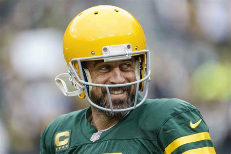 Aaron Rodgers Looks Super Weird In The Jets Uniform He