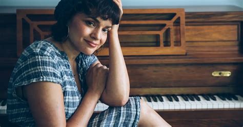 Norah Jones Revisa Little Broken Hearts” A Una Década