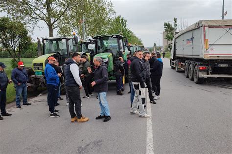 BLOG Poljoprivrednici Najavljuju Nove Blokade Kraljevo Je Zabranjeni