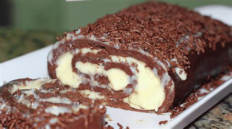 Rocambole De Chocolate Creme Branco Uma Delicia Vem Ver