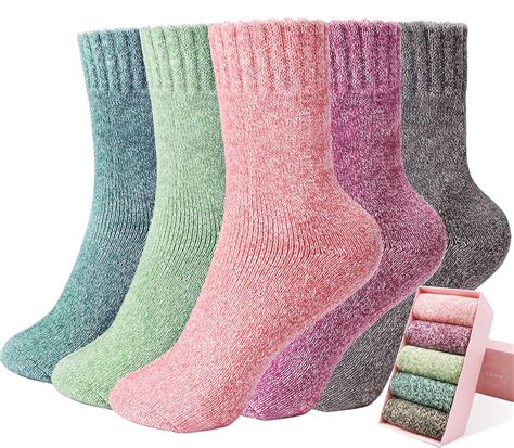 Women Socks5 Pairs Warm Winter Wool Socks Thick Knit Vintage Casual