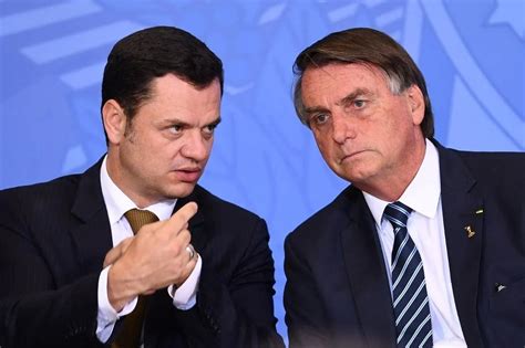 CPI Dos Atos Golpistas Relatora Pede Indiciamento De Bolsonaro Torres