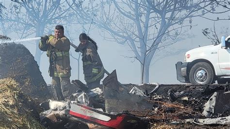 Se Incendia Tr Iler Con Pacas De Trigo Sobre La Carretera Pastor Ortiz