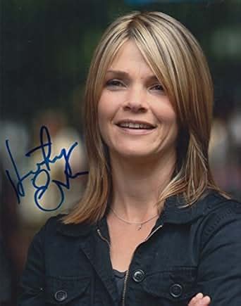 Kathryn Erbe (Law & Order: Criminal Intent) signed 8x10 photo at Amazon ...