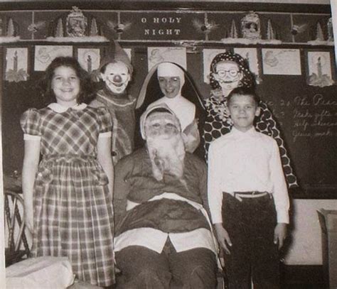 These 30 Creepy Vintage Santa Claus Photos That Will Give You