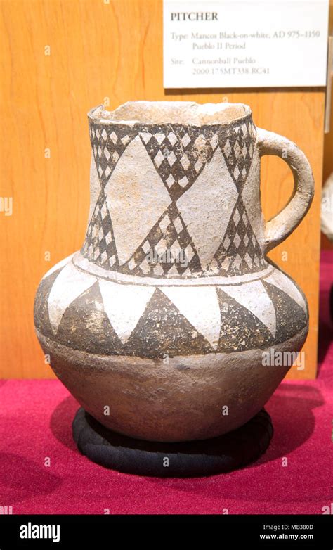 Native American Pottery Black And White Hi Res Stock Photography And