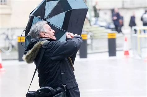 UK Weather Gale Force Winds Warning Extended As Brits Battered By