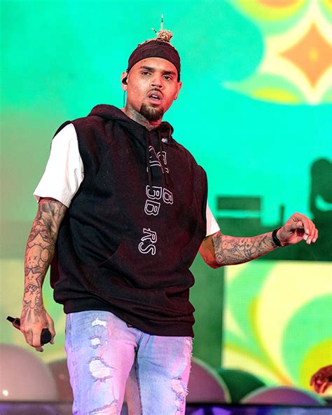 Chris Brown Accused Of Hitting A Woman In The Head In Los Angeleson