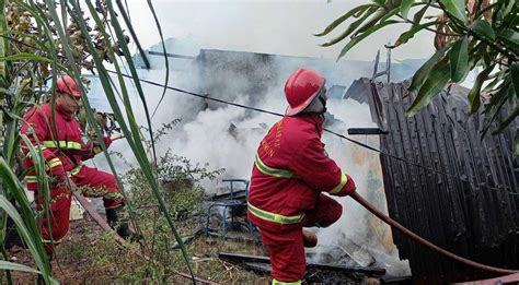 Satu Unit Rumah Ludes Dilahap Sijago Merah Aura Rakyat