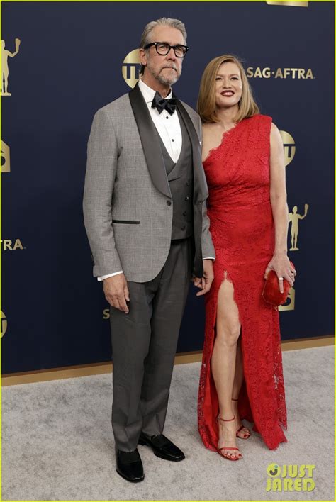 Succession's Alan Ruck & Wife Mireille Enos Arrive for SAG Awards 2022 ...