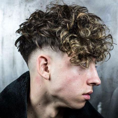 Curly Undercut: 30 Modern Curly Hair Undercut for Men | Male haircuts ...