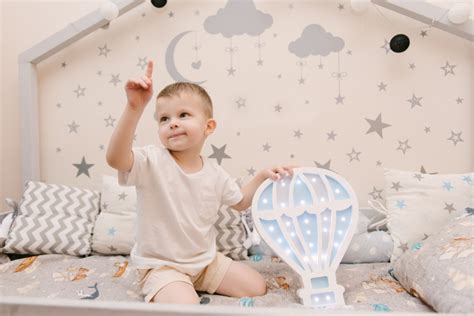 Quelle Veilleuse Pour La Chambre Dun Enfant