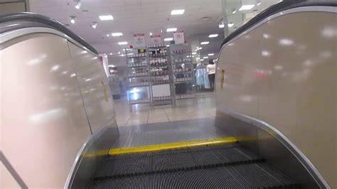 Montgomery Escalator At Jcpenney Rockaway Townsquare Dover Nj Youtube