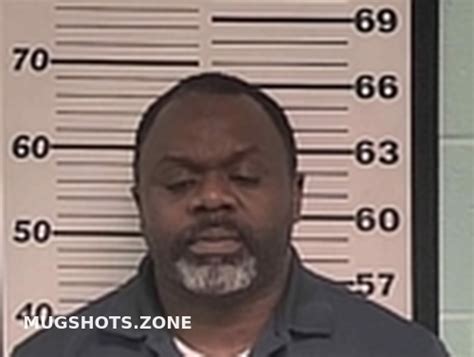 FRANK LASHAY FRANSHAWN 05 12 2023 Tunica County Mugshots Zone