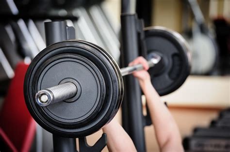 The Standard Weight Of A Bench Press Bar