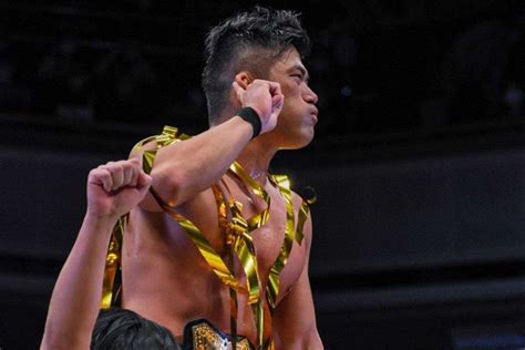 Sanada se convierte en Campeón Mundial tras vencer a Okada Mundo Lucha