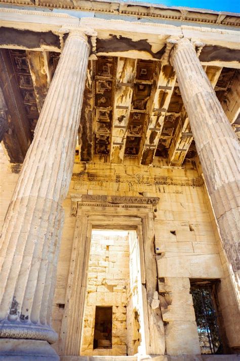 Ancient Greek columns stock photo. Image of history - 127712438