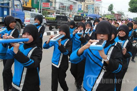 Pawai Taaruf Meriahkan Pembukaan MTQ Kota Tangerang Foto 6 1550502