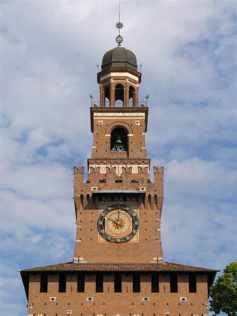 La Torre O Il Torre Del Centrale Filarete Del Castello Di Sforza O