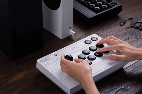 Xbox Licensed Arcade Stick Lets You Play Modern Games With The