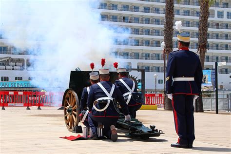 Los Artilleros Rememoran La Gesta Del 2 De Mayo En Cartagena