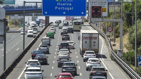 TRÁFICO Cinco accidentes complican la circulación en la operación