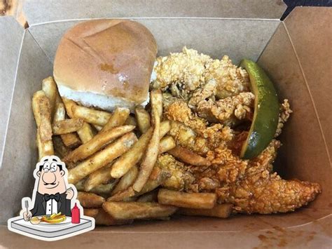 Mary Sue S Nashville Hot Chicken In Forney Restaurant Menu And Reviews