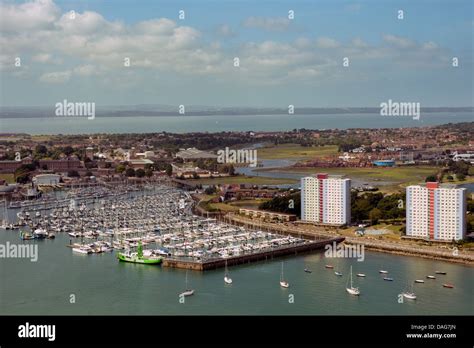 Gosport Waterfront Hi Res Stock Photography And Images Alamy