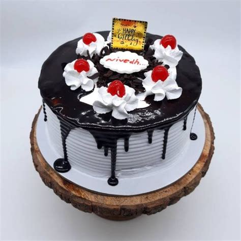 Black Forest Round Cake Magic Bakers Delicious Cakes