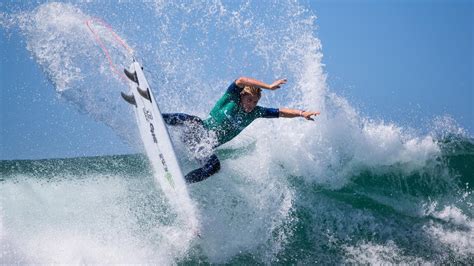 Aussies Jack Robinson And Ethan Ewing Defeated In World Surf League