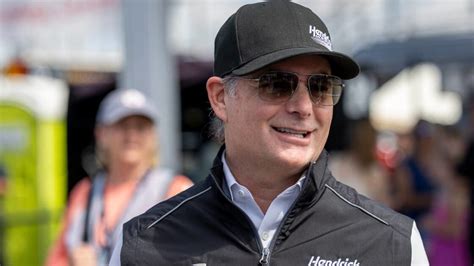 Jeff Gordon Reveals How He Ended Up With Hendrick Motorsports Yardbarker