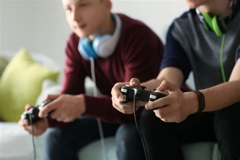 Hobbies to Replace Video Games for Teens | NewFolks