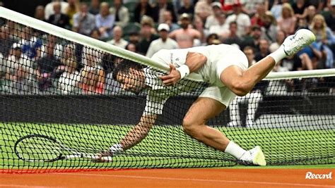 Swiatek Sofre E Djokovic N O Evita Recolher Obrigat Rio Em Wimbledon