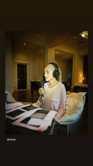 Christina Aguilera Xtina Nude OnlyFans NudoStar TV