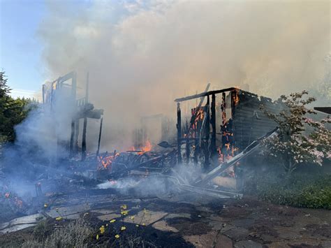 Portland OR latest: Fire engulfs house off of NW Skyline Blvd