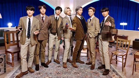 Bts Y Sus Looks M S Ic Nicos E Inspiradores Gq