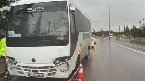 Zincirleme Kaza Meydana Geldi Yaral Var Demokrat Kocaeli