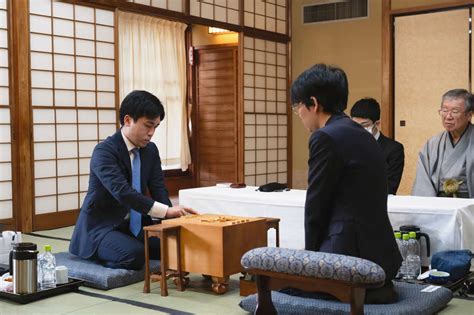 【順位戦】豊島将之九段が藤井聡太名人への挑戦権獲得 広瀬章人九段と斎藤慎太郎八段がb級1組に降級 社会写真ニュース 日刊スポーツ