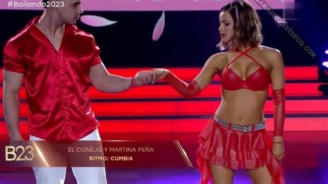 Martina Peña culito y cumbia en mini roja Bailando 2023