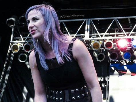 Pin By Hailey Anne On Jen Ledger Skillet Band Jen Ledger Christian