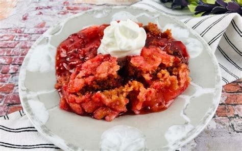 Easy Strawberry Dump Cake For The Slow Cooker A Storybook Day