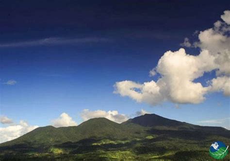 Tenorio Volcano near the famous Rio Celeste, Costa Rica