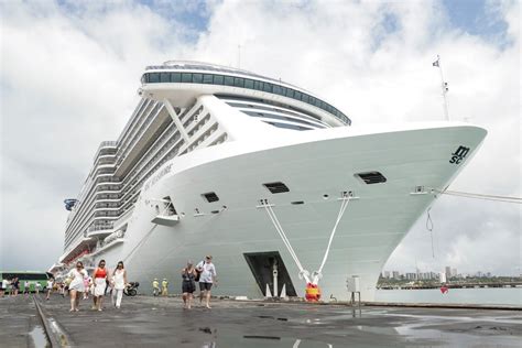 Alagoas recebe o MSC Seashore maior navio de cruzeiro da história do