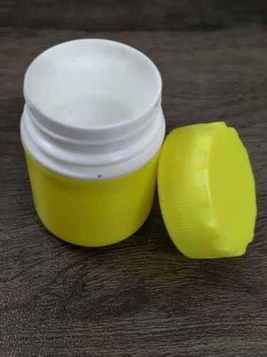 White 10 Ml Pharma Pet Plastic Bottle With Screw Cap At Best Price In