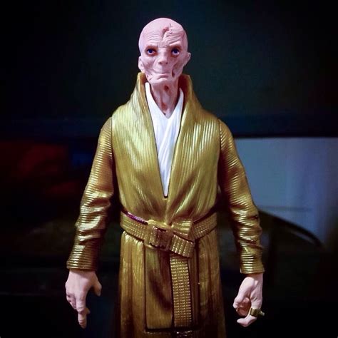 Supreme Leader Snoke | Star wars figures, Leader snoke, Star wars fans