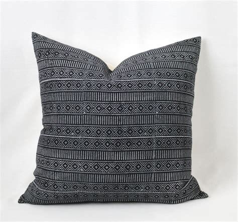 Black and Off-White Geometric Style Pillows For Sale at 1stDibs