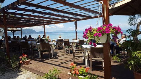 Boukari Restaurant in Corfu, Boukari beach | Greeka