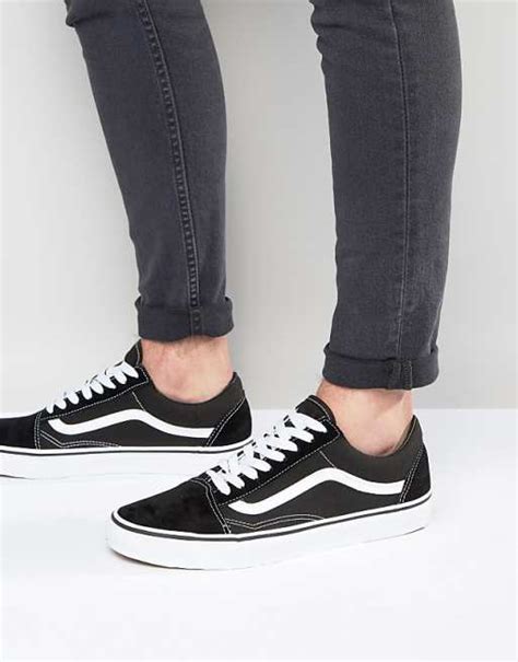 Vans Old Skool Trainers In Black Vd3hy28 Asos