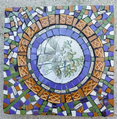 Mosaic garden stone | Mosaic garden, Garden stones, Mosaic